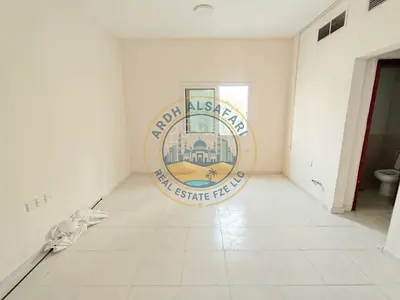 Cheaper Price Saprate kitchen Studio Available Just Only 18k Call Now