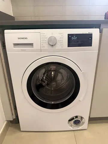 Washing machine Siemens 8kg very good condition like new
