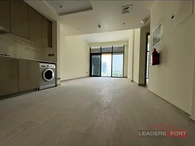 Brand New I Spacious I With Balcony I Waterfront View