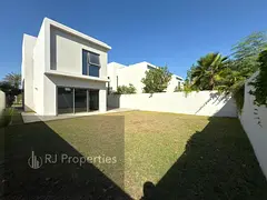 Luxury Huje Spacious Villa With Private Garden In Affordable Price With 3 Tarce