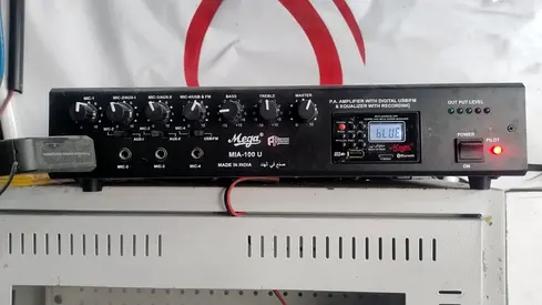 Maga MLA-100 U 4-channel Amplifier with speakers