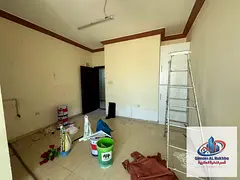 For rent: spacious studio in Al Musalla for AED 17,000 per year, payable in 4 or 6 installments, sec