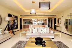 FULLY RENOVATED | PODIUM LEVEL | PRIVATE TERRACE