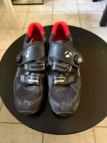 Used Bontrager MTB Shoes