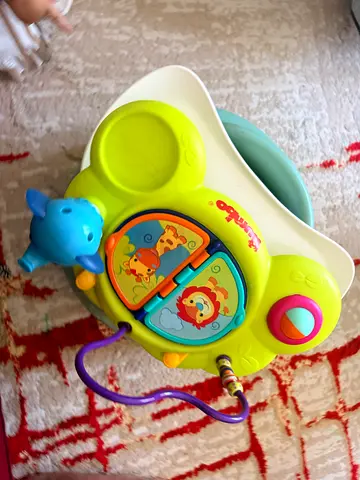 Baby booster seat