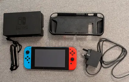 Nintendo Switch console with dock, Joy-Cons and accessories - good working condition