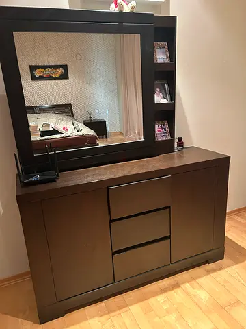 Dresser with mirror