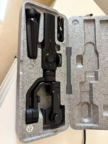 Handheld 3-Axis Smartphone Gimbal Stabilizer with Tripod (Like New)