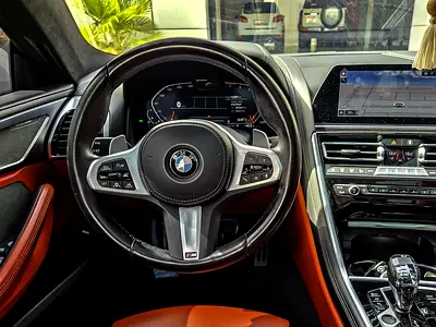 2022 BMW 8-SERIES photo 10