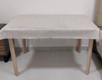 Rectangular Wooden Dining Table (dismantlable)