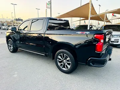 2024 Chevrolet SILVERADO 1500 照片 3
