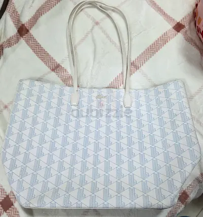 URGENT :Second Hand :Original Lacoste Bag 400aed