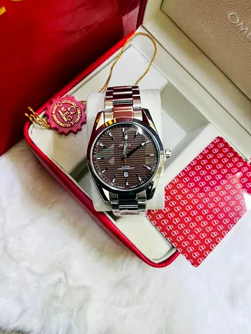 Mens Stainless Steel Wrist Watch in Box - Classic Quartz with Date
