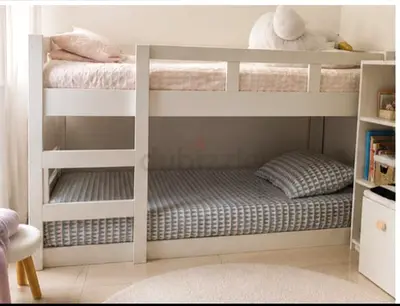 Kids twins room with wordrobe