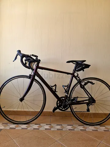 Schwinn Bicycle Size S | Custom Candy Burgundy Paint | AED 1000