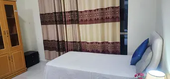 Fully furnished Bed Space for ladies near Sharaf DG metro station