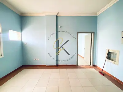 Lavish 1 BHK | With Split AC | Full Family BUILDING |