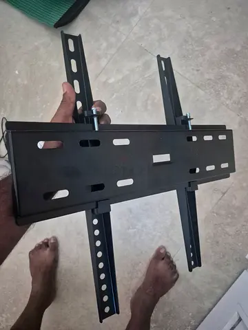 Geepas TV wall mount bracket 24 to 55 inch - brand new - free delivery in abudhabi