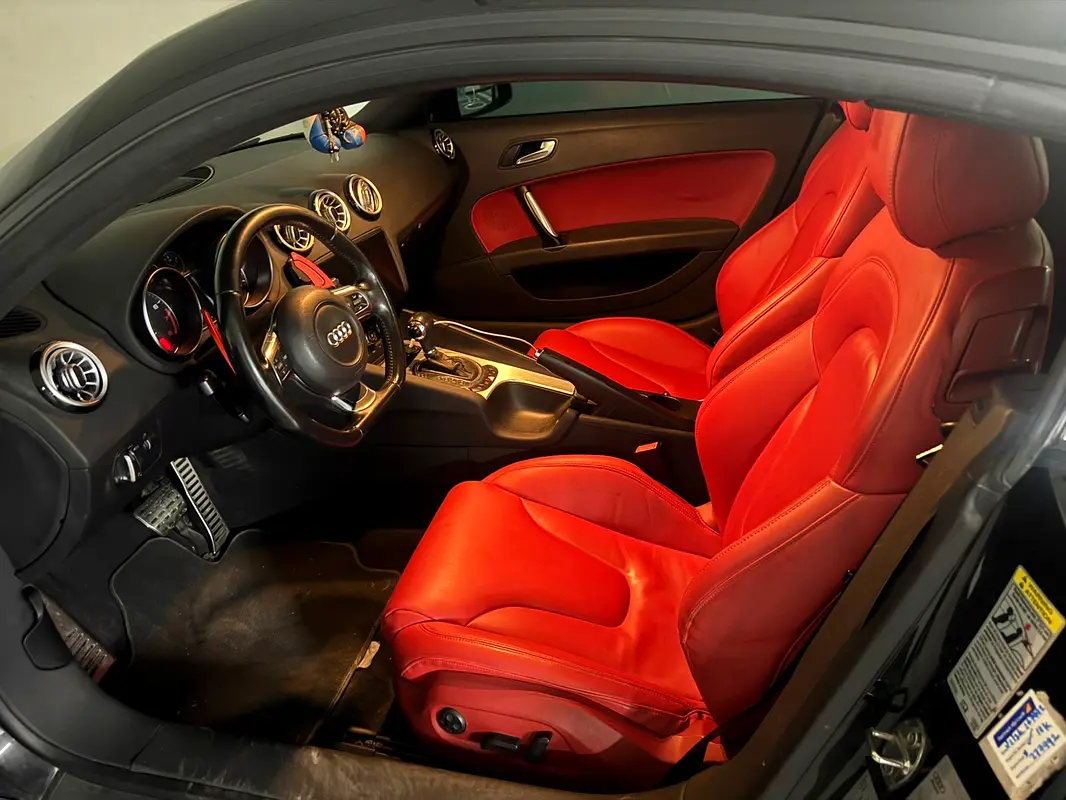 Audi TT 2007 — photo 1 of 12