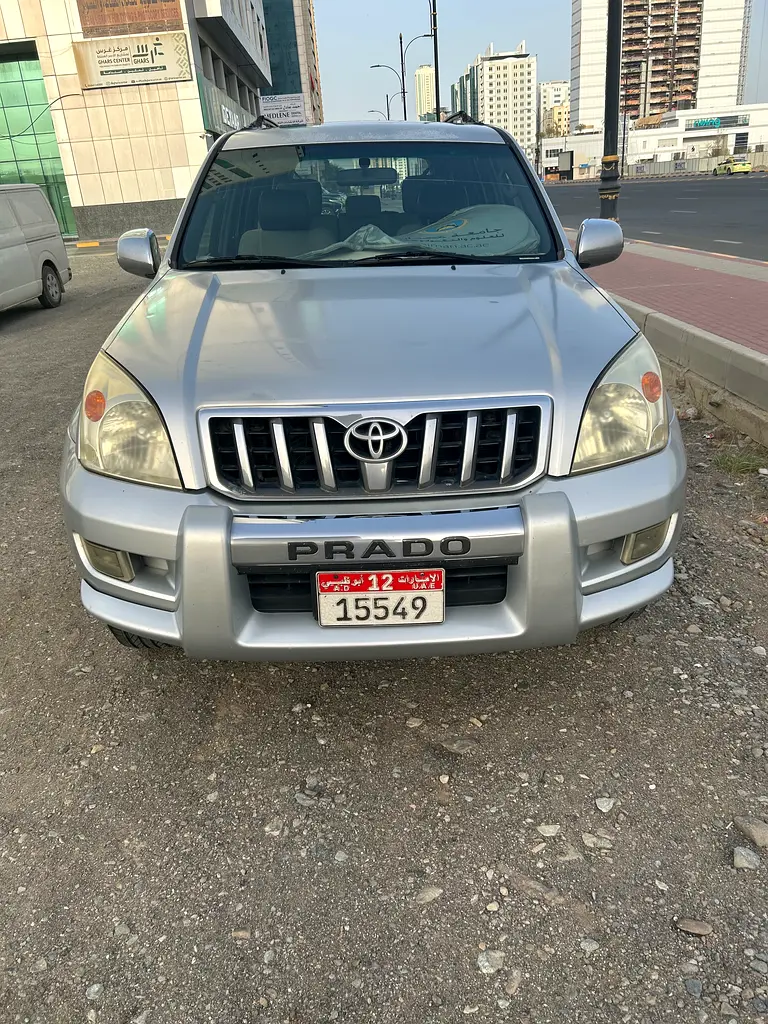 Toyota Prado 2009 — photo 1 of 8