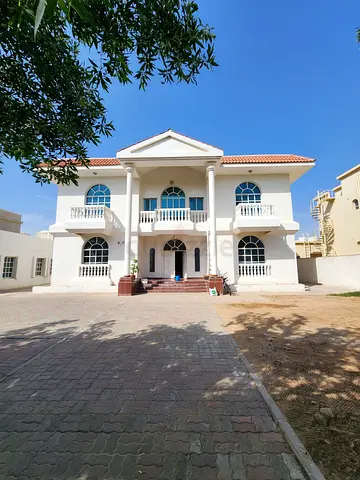 Spacious Master Room Available In Mirdif