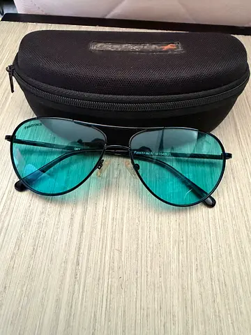 Fast track sun glass