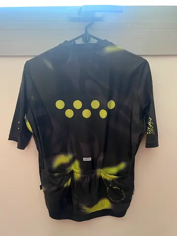 Pedla Large Short Sleeve Cycling Jersey