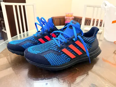 Adidas ultra boost - Vietnam made size US 10