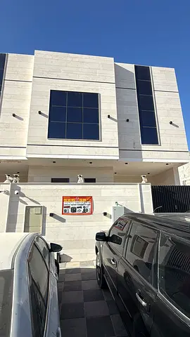 A great opportunity for luxury family living in Al Bahia area. Spacious townhouse with a modern des