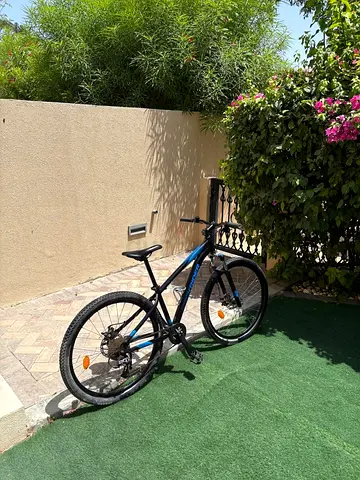 Decathlon Rockrider ST120 Mountain Bike Medium Size  Excellent Condition
