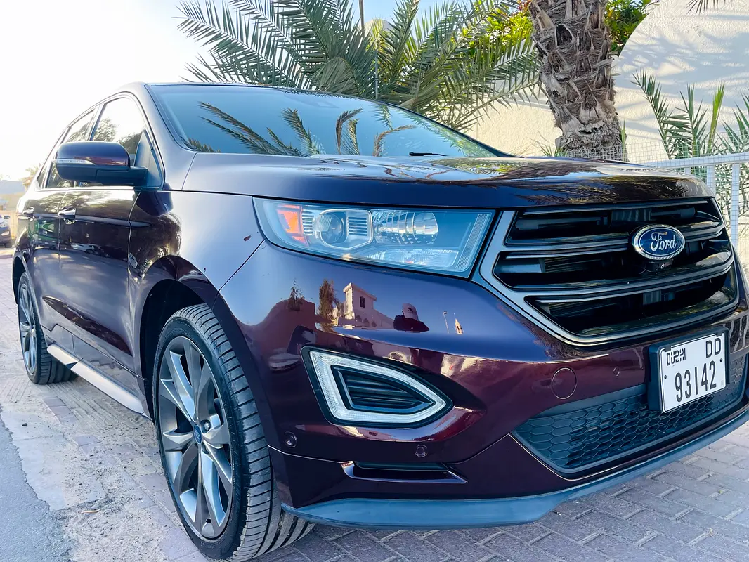 Ford Edge 2017 — photo 1 of 15