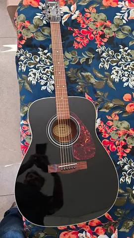 Yamaha F370 BL