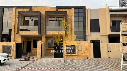 Luxury Villa in the Heart of Al-Haliyo: Seize the Opportunity! A price that includes registration and ownership fees. Own your dream villa and invest