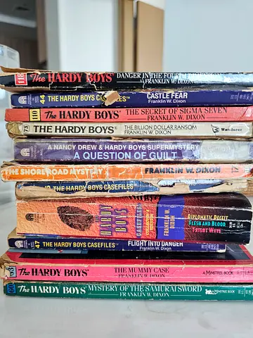 Collection of The Hardy Boys vintage paperback books - mixed titles