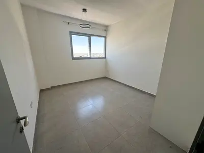 غرفتين وصاله منفصله للايجار السنوى فى المجاز 2 | اطلاله مفتوحة | 2 حمام | مطبخ ممتاز | خزائن حائط | اطلاله مفتوحة | تشطيب راقى | موقع مميز
