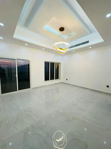 Luxury villa for rent in Al Yasmeen — 5 master bedrooms including water and electricity | Personal
