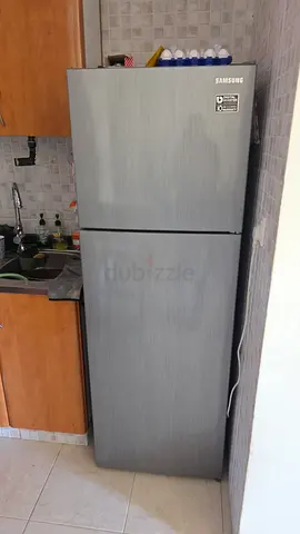 Samsung Silver Top-Freezer Refrigerator - Good Working Condition