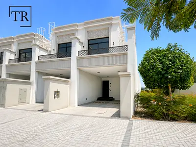 Corner Unit | Luxury Finishes |Spacious| Maid Room