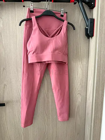 L’Couture workout set - size small