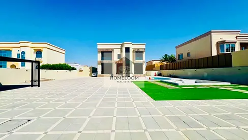 Excellent living | Fully renovated | 5BHK | PVT Pool | Three En-suite bedroom