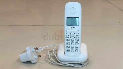 Gigaset Cordless Landline Phone with Base - White 25 aed only almost new