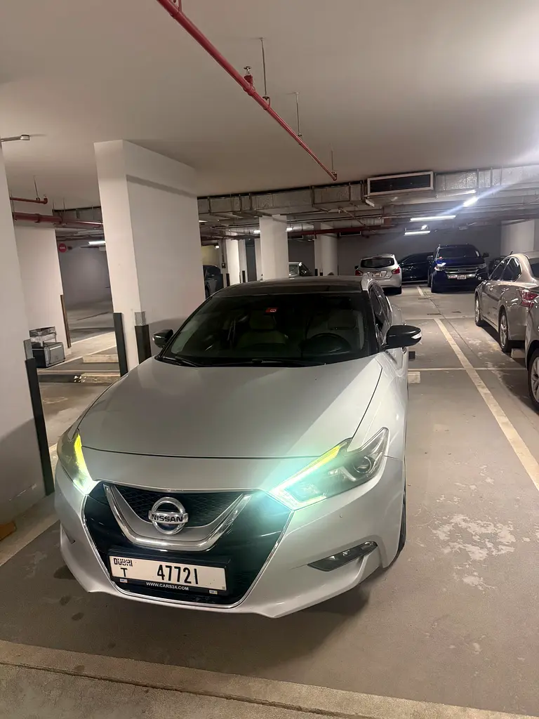 Nissan Maxima 2017 — photo 1 of 8
