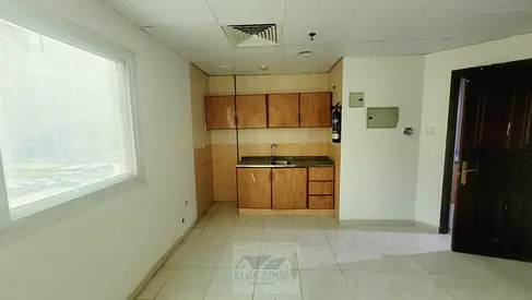 Studio Flat with central Ac just in 15000 in bu tina