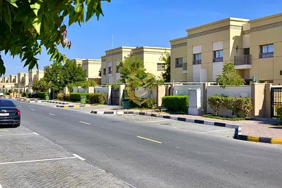 5BR Corner Villa | Ready | Private Family Living