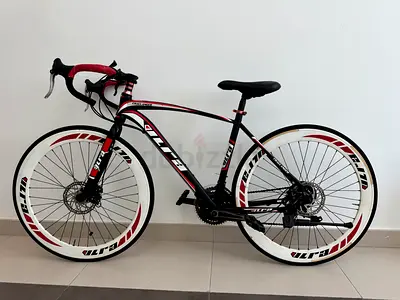 Challenger 7009C Road Bike / Hybrid Bike - Excellent Condition