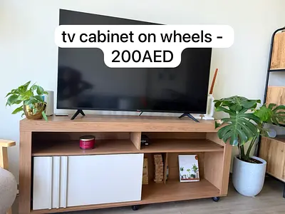 TV cabinet on wheels - oak finish, good condition