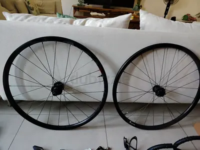 Pair of used road bike wheels (rear + front) - alloy clincher rims