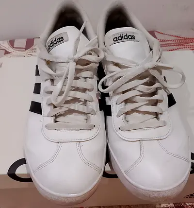 Adidas shoes size 44