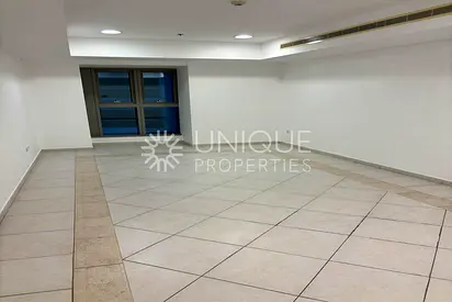 Vacant Soon | Marina Living | Spacious