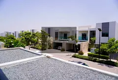 Ready 4BR | Luxury Family Community | Prime Location | Strong ROI